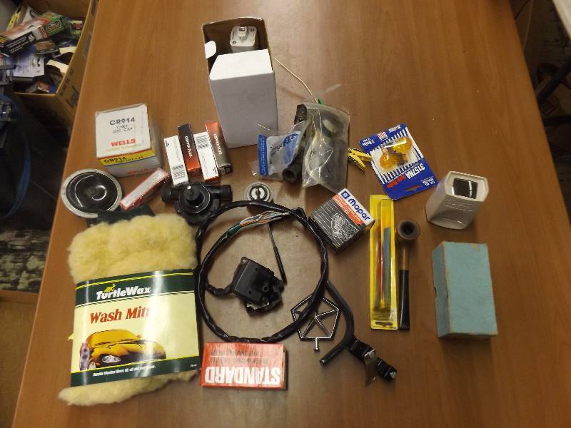 lot 444 image: Box of Misc