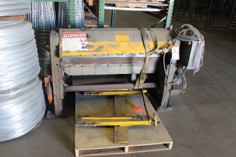 lot 15 image: Century S Series 10-Gauge Mild Steel Power Shears