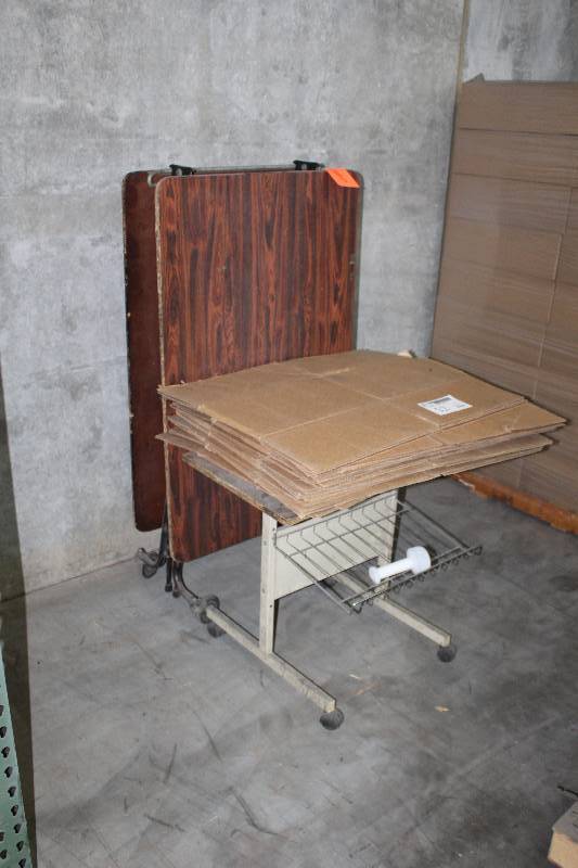 lot 52 image: Table & Cardboard Box Flats