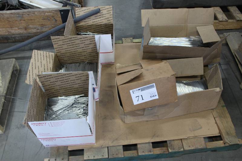 lot 71 image: Pallet Lot of Wire Rods, Hooks