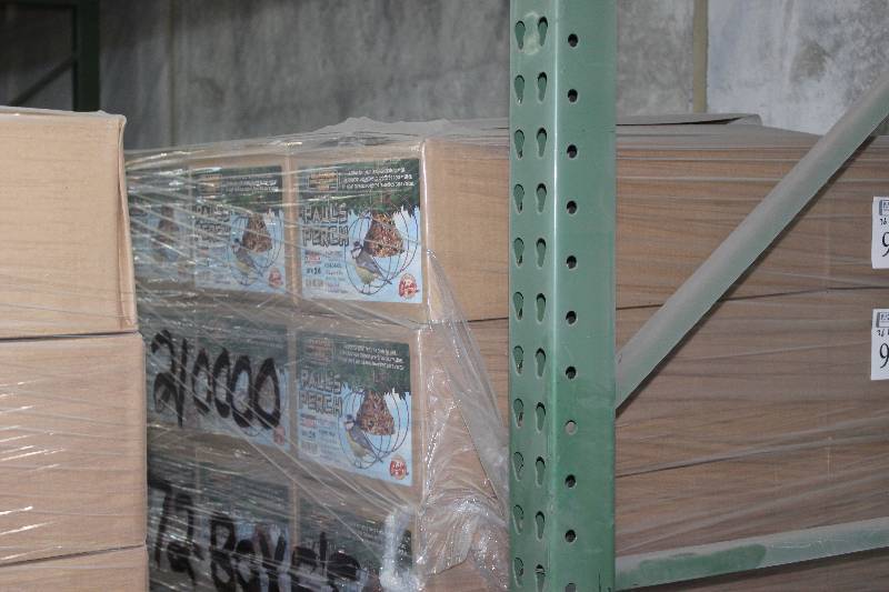 lot 91 image: Lot of (36) Boxes of Pauls Perch 24-Count