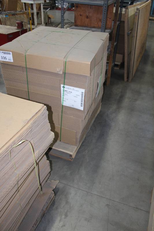 lot 106 image: Pallet Lot of Pauls Perch Box Flats