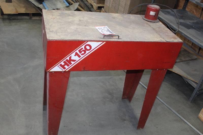 lot 114 image: Gray Mills Handi Kleen Parts Washer