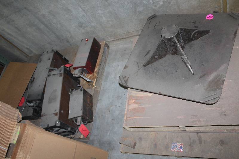 lot 124 image: Lot of (2) Pallet Lot of Control Boxes, Metal Pedestal Base