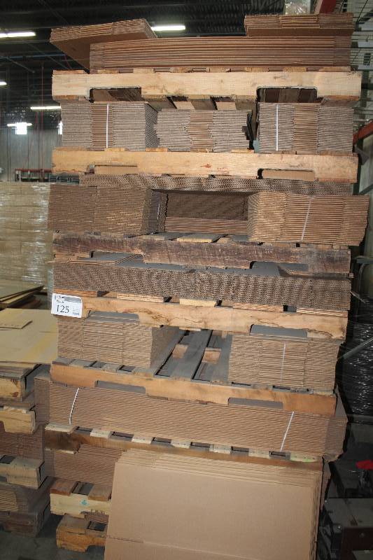 lot 125 image: Lot of Box Flats 5x5x36, 8x8x40, Pauls Perch Boxes, 30x12x4, 8x8x8, 10x10x30, 8x8x20, 18x6x4, 6x6x48, 4x4x48
