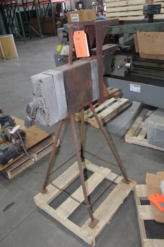 lot 145 image: Shop-built Wire Loop Spooler