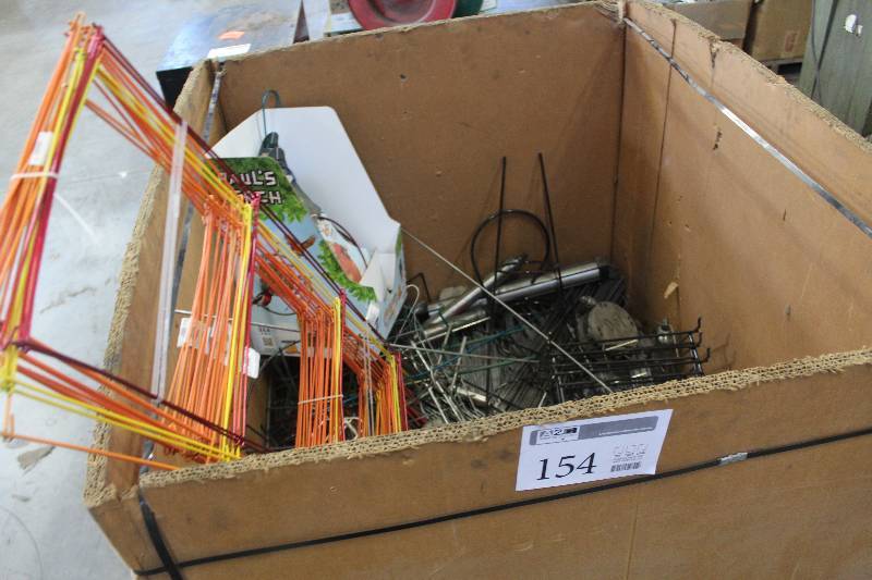 lot 154 image: Box Lot of Yard Decorations