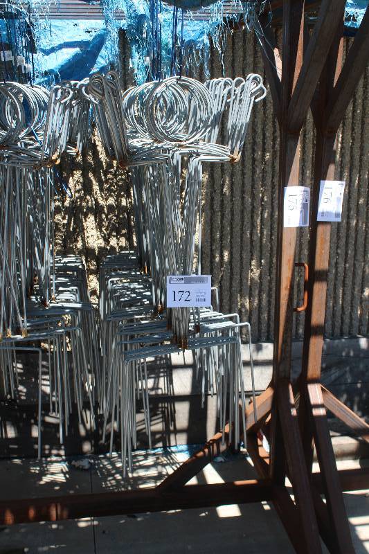 lot 172 image: Lot of Collapsable Potted Plant Supports