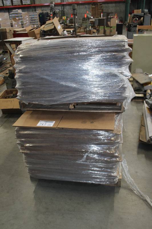 lot 212 image: Pallet Lot of ULine Box Flats 18x16x10 S-4184
