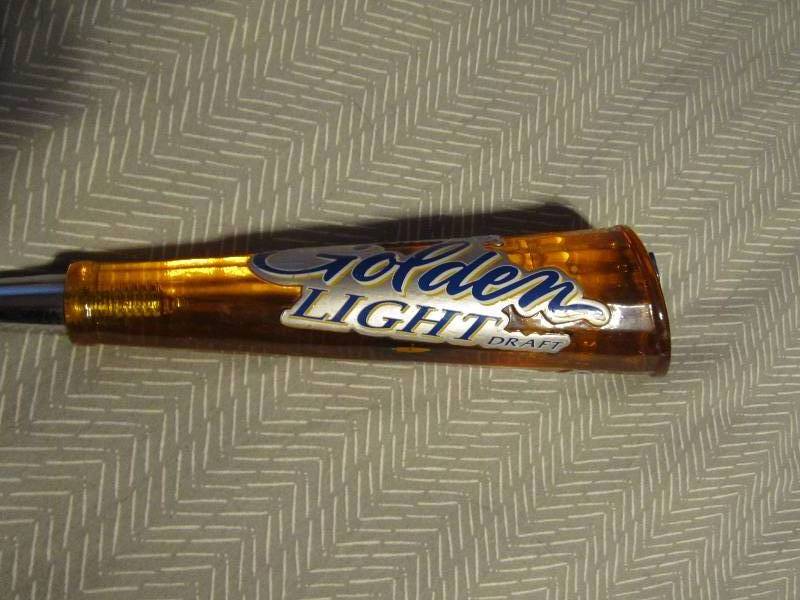 Michelob golden light draft beer ta...