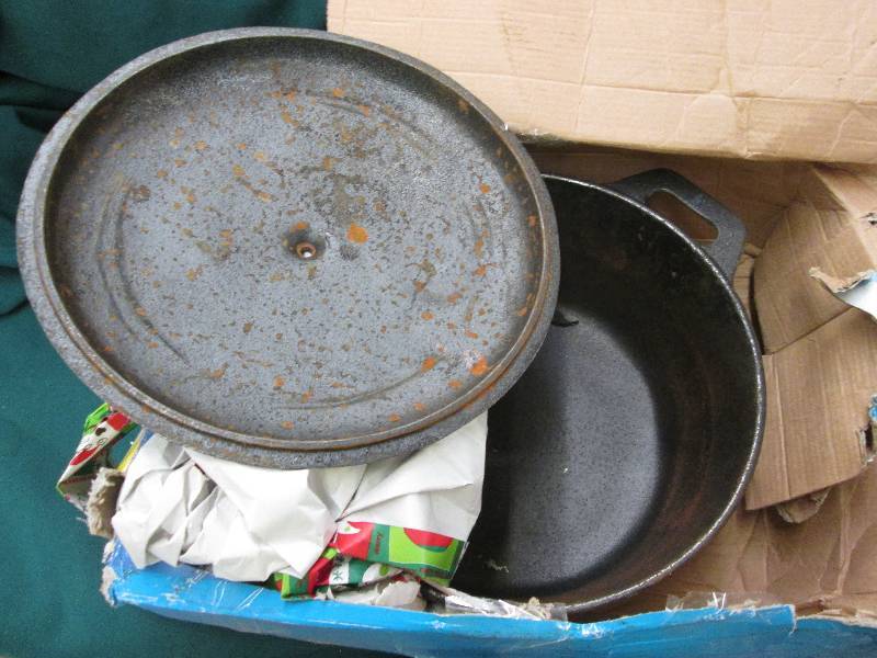 Cast Iron 5-qt. Dutch oven with lid...