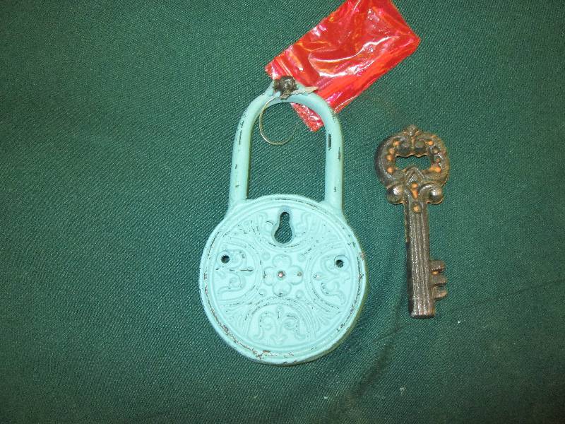Decorative Padlock,  key broken off...