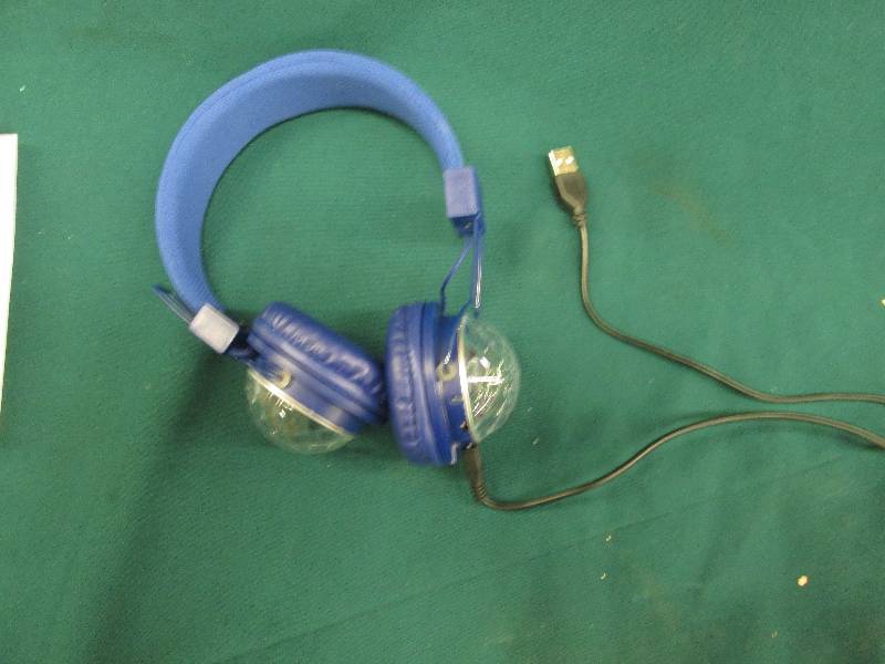 Wireless LED Strobe Light Headphone...
