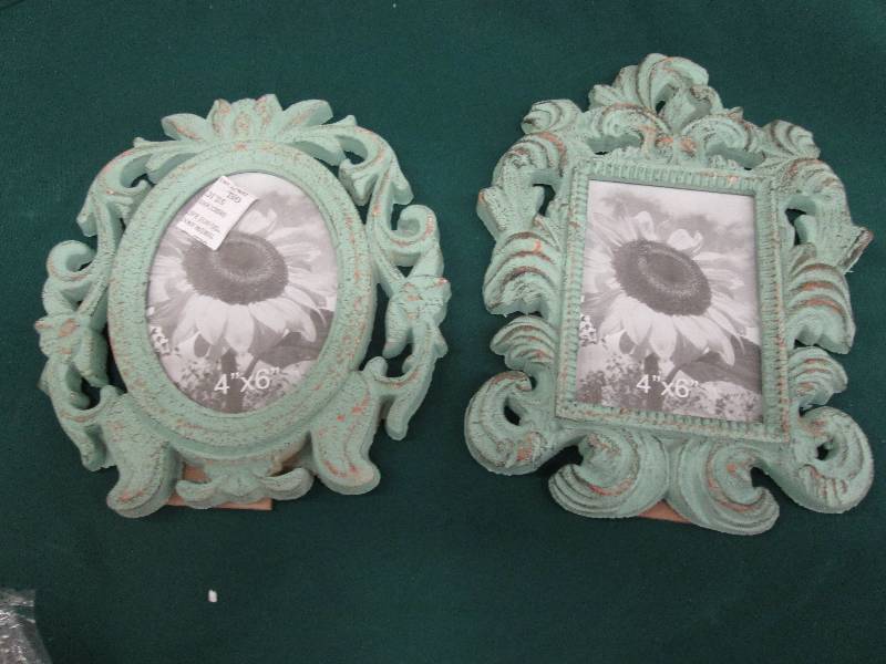2 Ornate Antiqued Blue 4x6 Photo Fr...