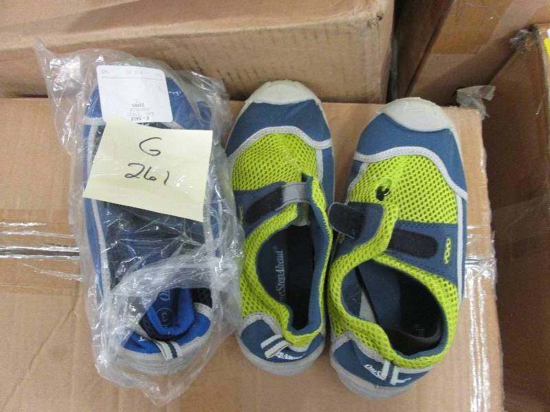 Kids Water Shoes Size 3- worn 2 pr...