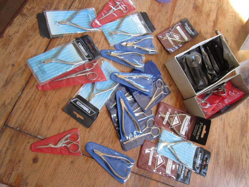 Large lot of cuticle nippers and na...
