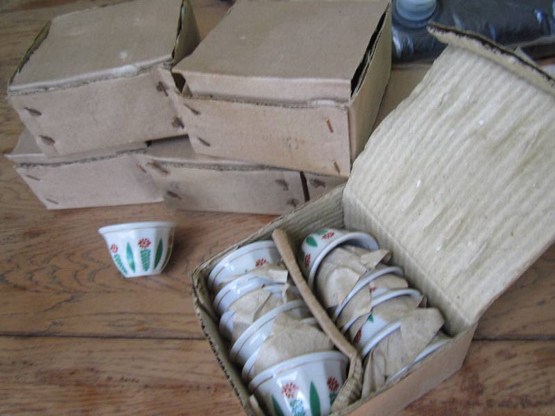6 resale boxes of 12 decorative bow...