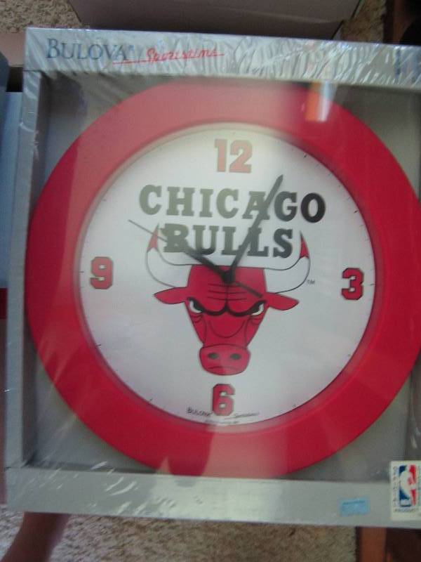 Bulova Sportstime Chicago bulls clo...