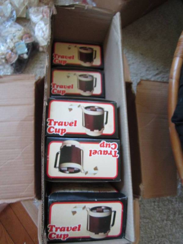 Resale lot 8 travel cups...