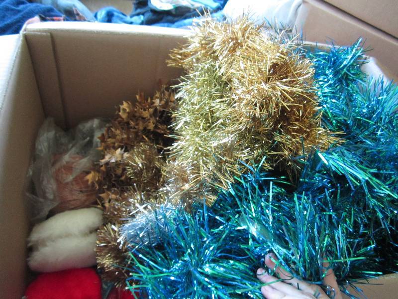 Box of Christmas dcor...
