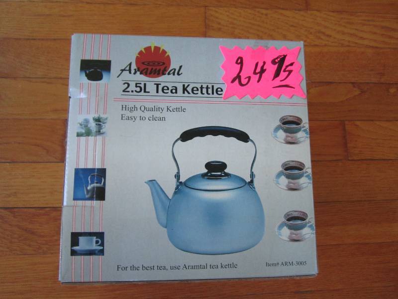 Aramtal 2.5 L tea kettle...