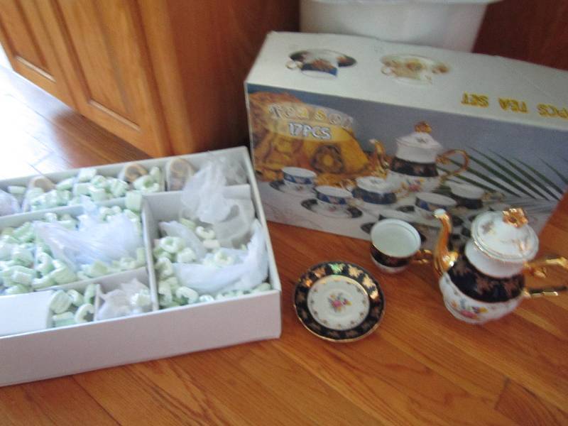 17 piece tea set...