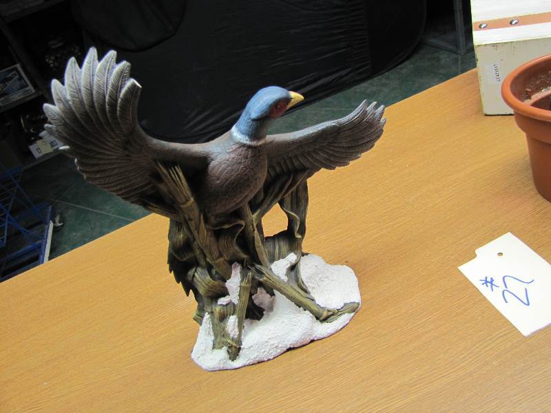 Ceramic pheasant & 2 flower planters