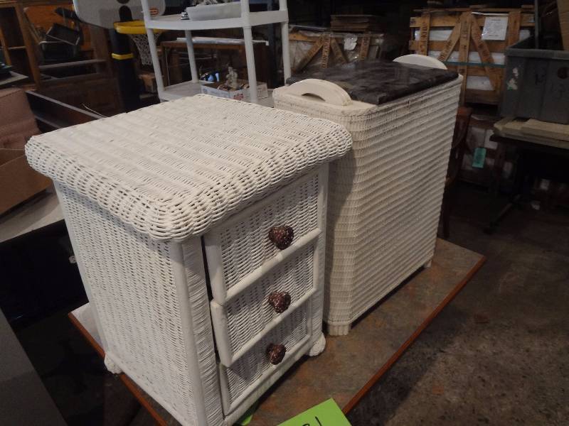 Wicker Pieces