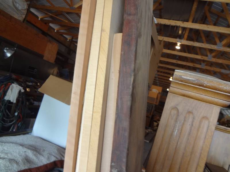 Rough Ash Lumber, Mahogany Plank