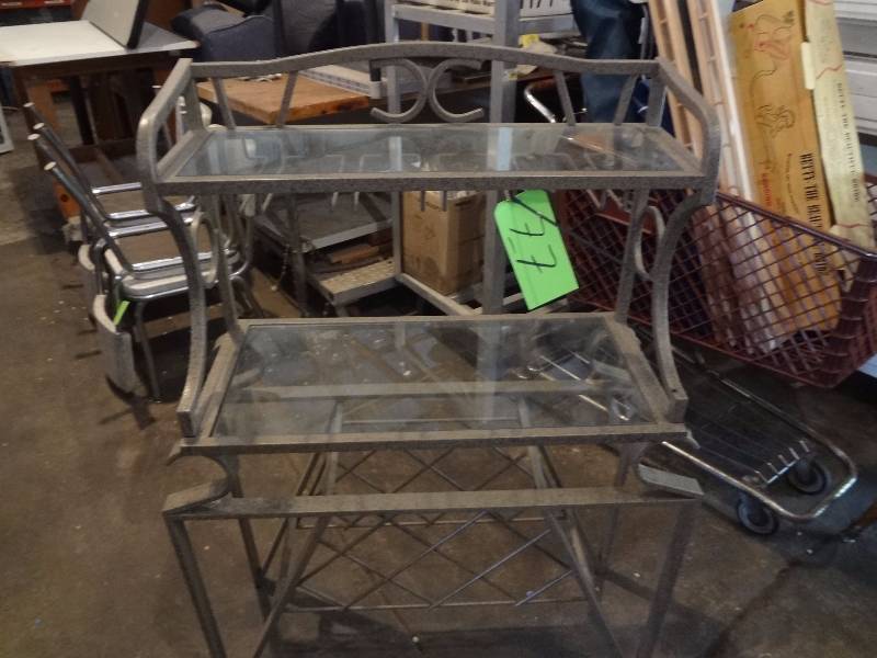 MetalGlass Shelf