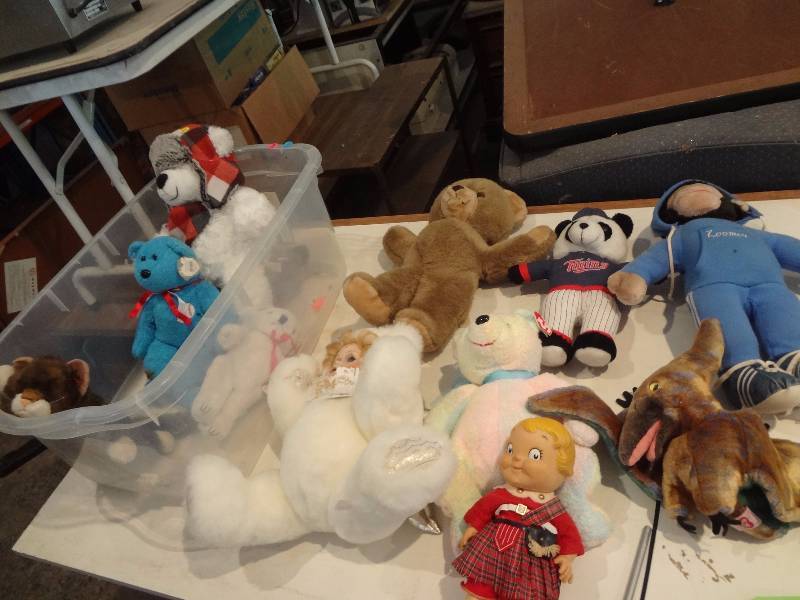 Lot of Stuffed Stuff