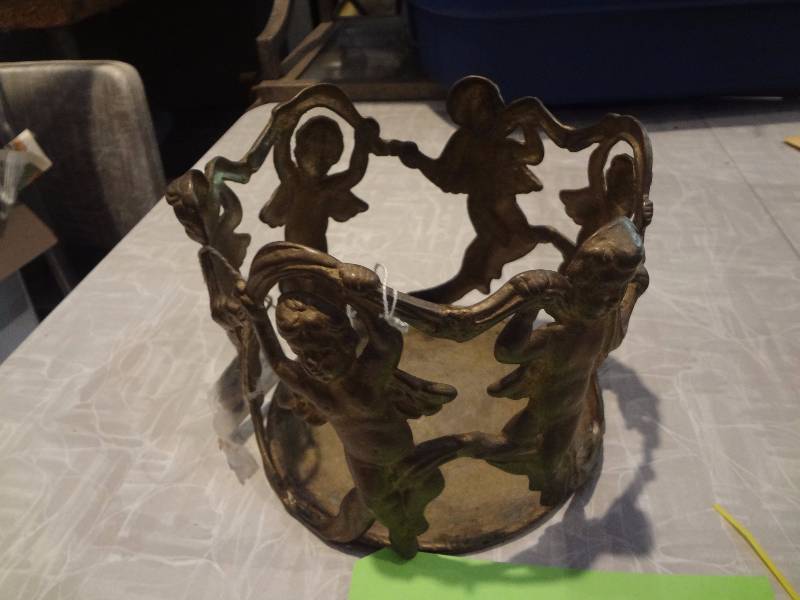 Metal Cherub Base