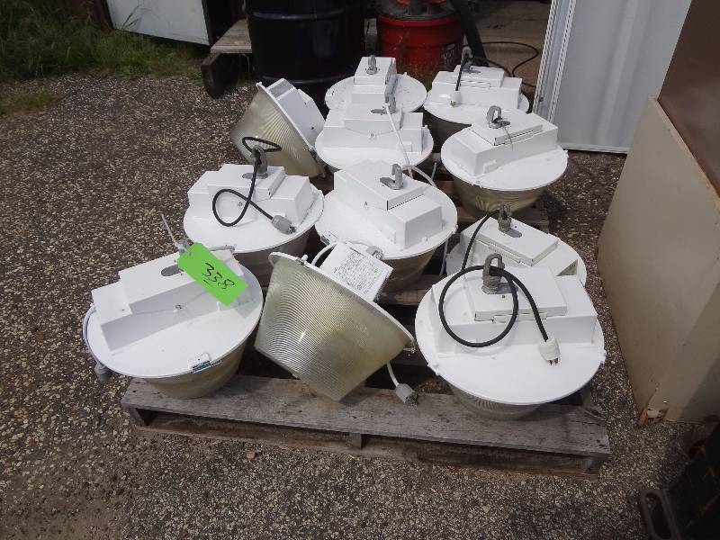 (10) Large Hanging Shop Lights