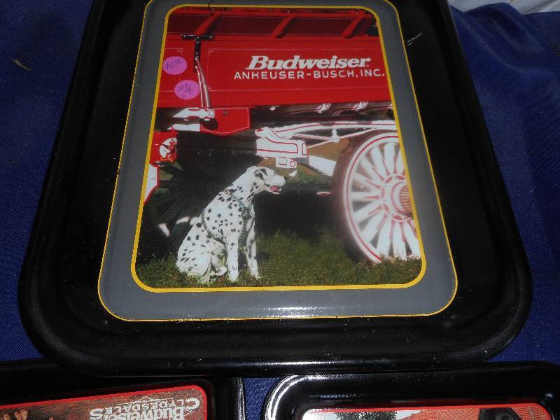 COLLECTIBLE BUDWEISER TRAYS