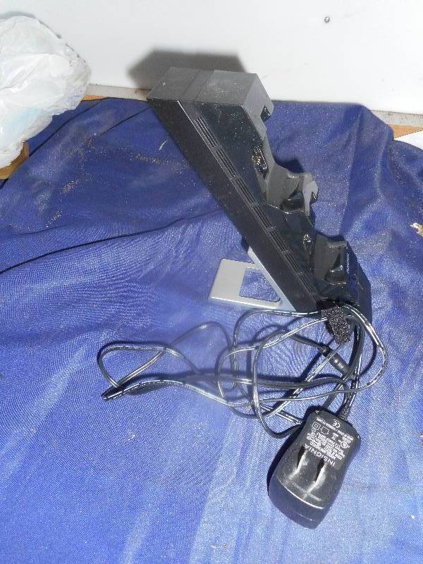 DUEL SHOCK PS 4 CHARGER