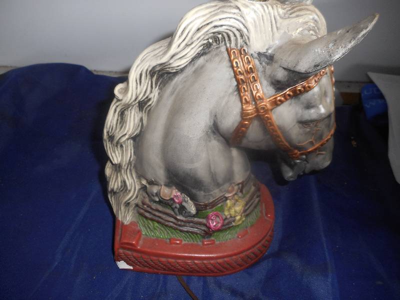VINTAGE HORSE LAMP