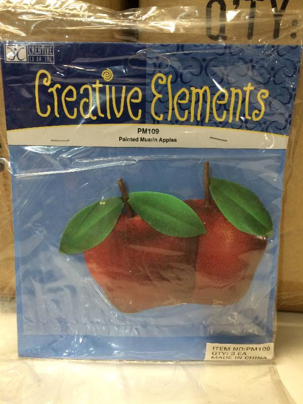 lot 21 image: Creative Elements Apples
