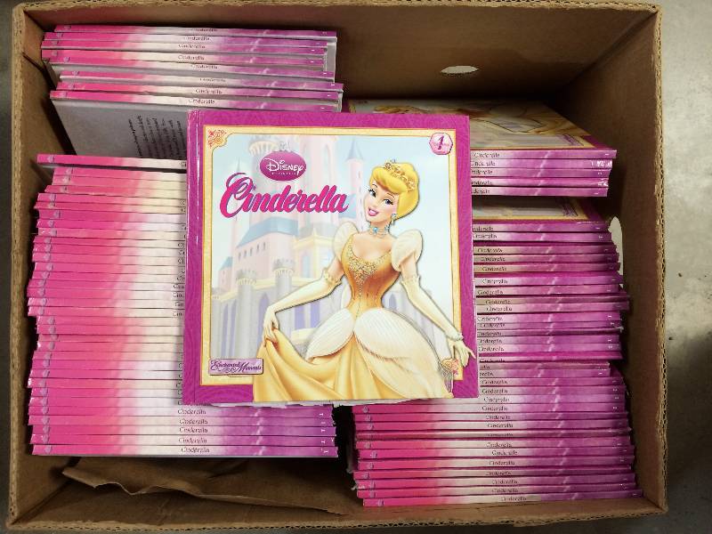 lot 33 image: Disney Childrens Books