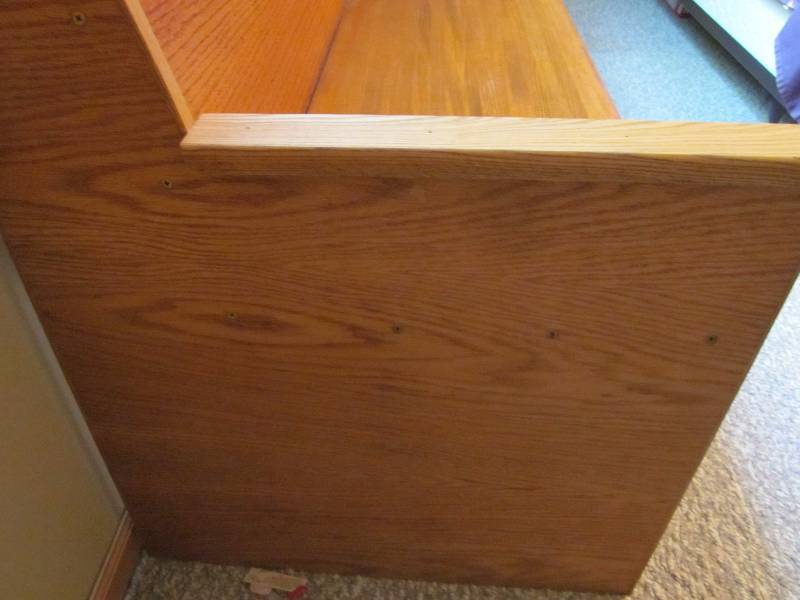 lot 20 image: Church Pew