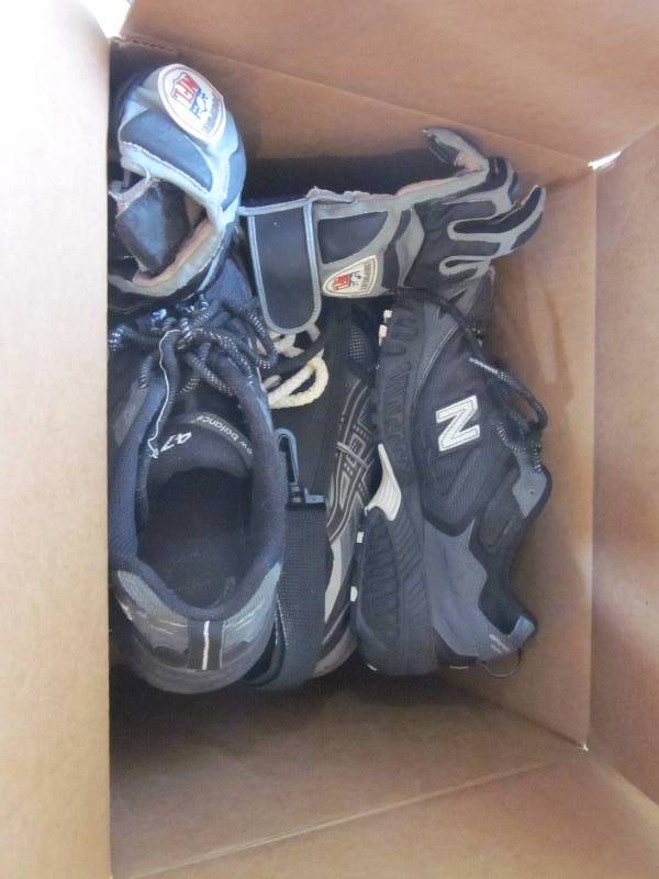 lot 62 image: Baseball Collectibles, Shoes, and Mitts