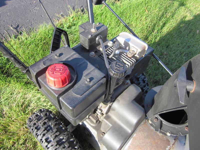 lot 74 image: MTD Snowblower