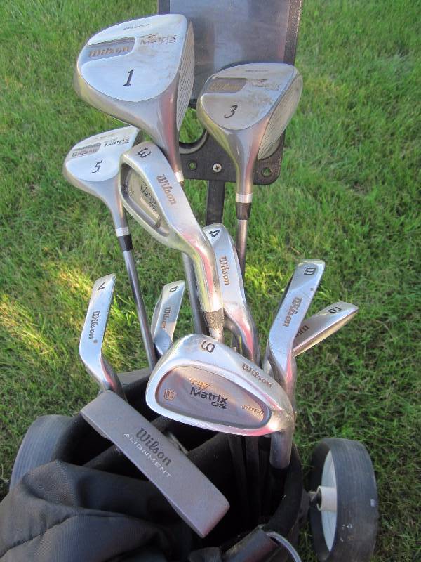lot 78 image: Set of Wilson Golf Clubs