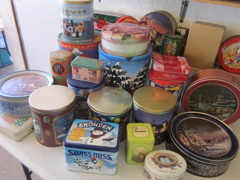 lot 83 image: Tin Collection