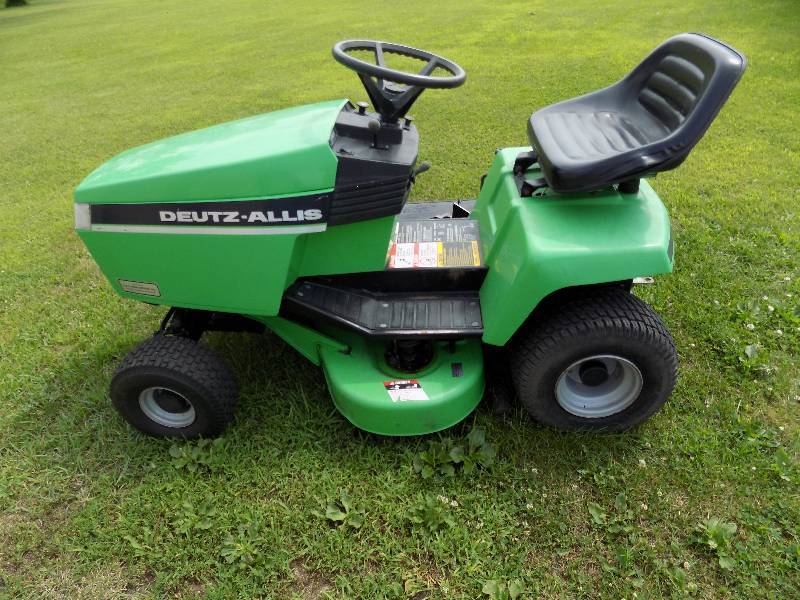 Deutz lawn 2024 mower