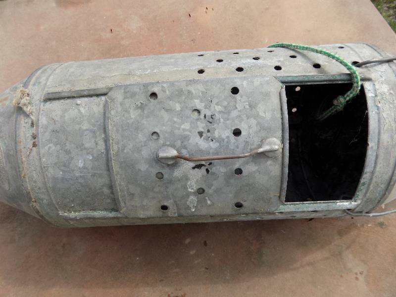 Hartford,Vintage Minnow Bucket