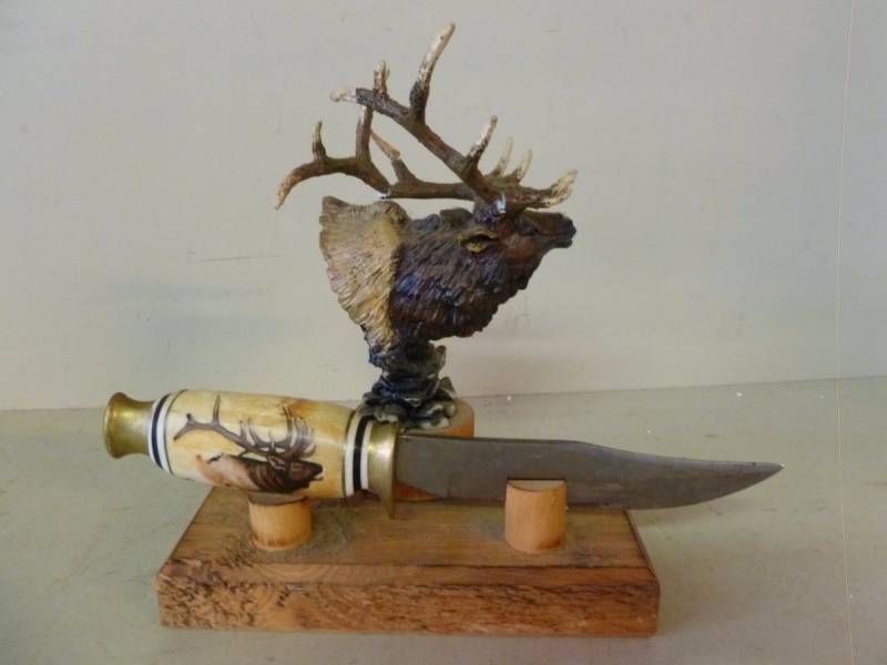Knife Decoration