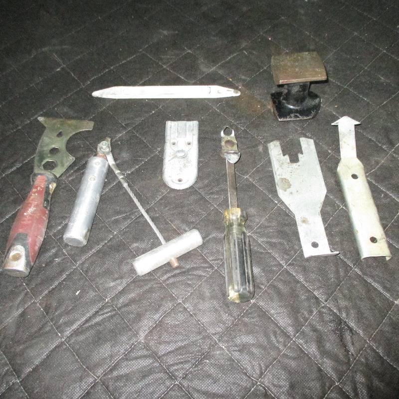 ASSORTED BODY SHOP TOOLS