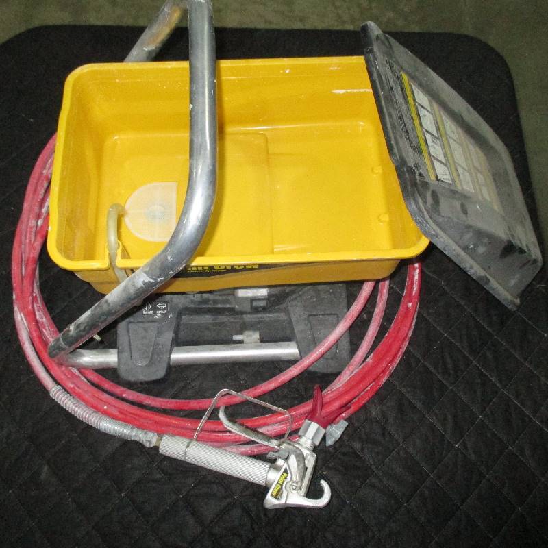 AIRLESS PAINT SPRAYER