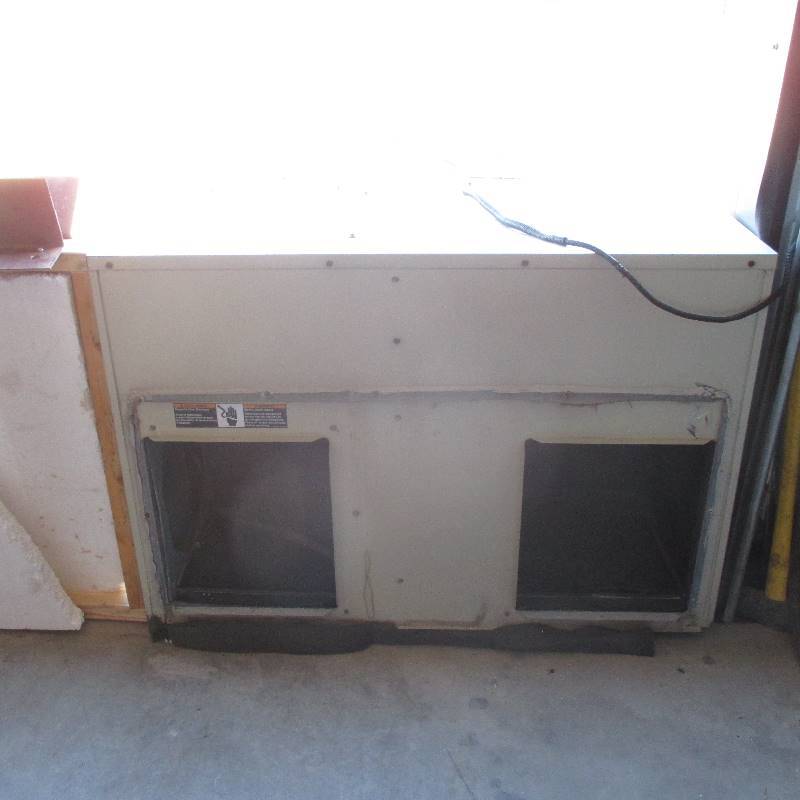 AIR CONDITIONER