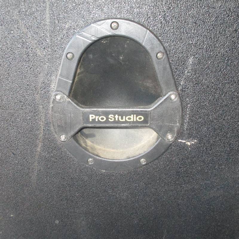 SPEAKERS